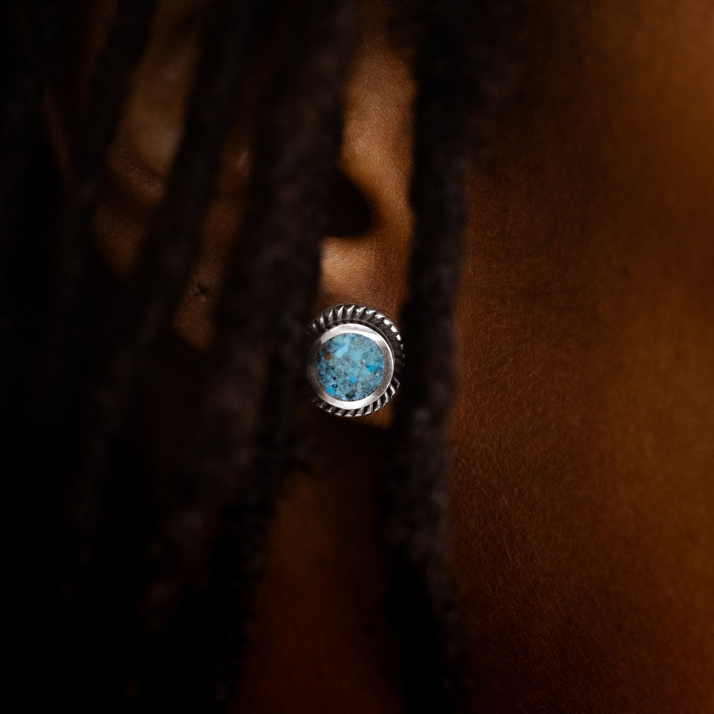 Radiante: Turquoise Chip Inlay Stud Earrings