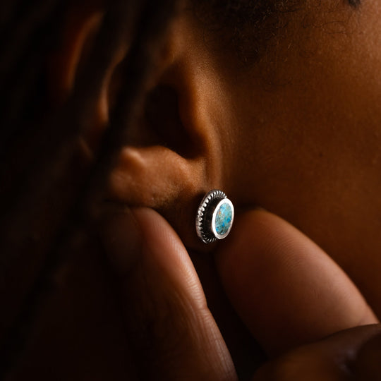 Radiante: Turquoise Chip Inlay Stud Earrings