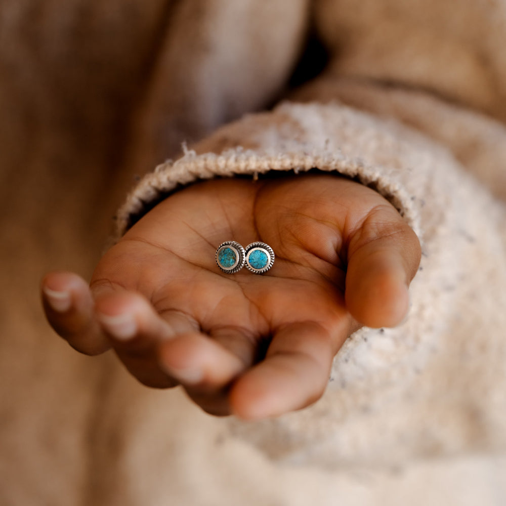 Radiante: Turquoise Chip Inlay Stud Earrings