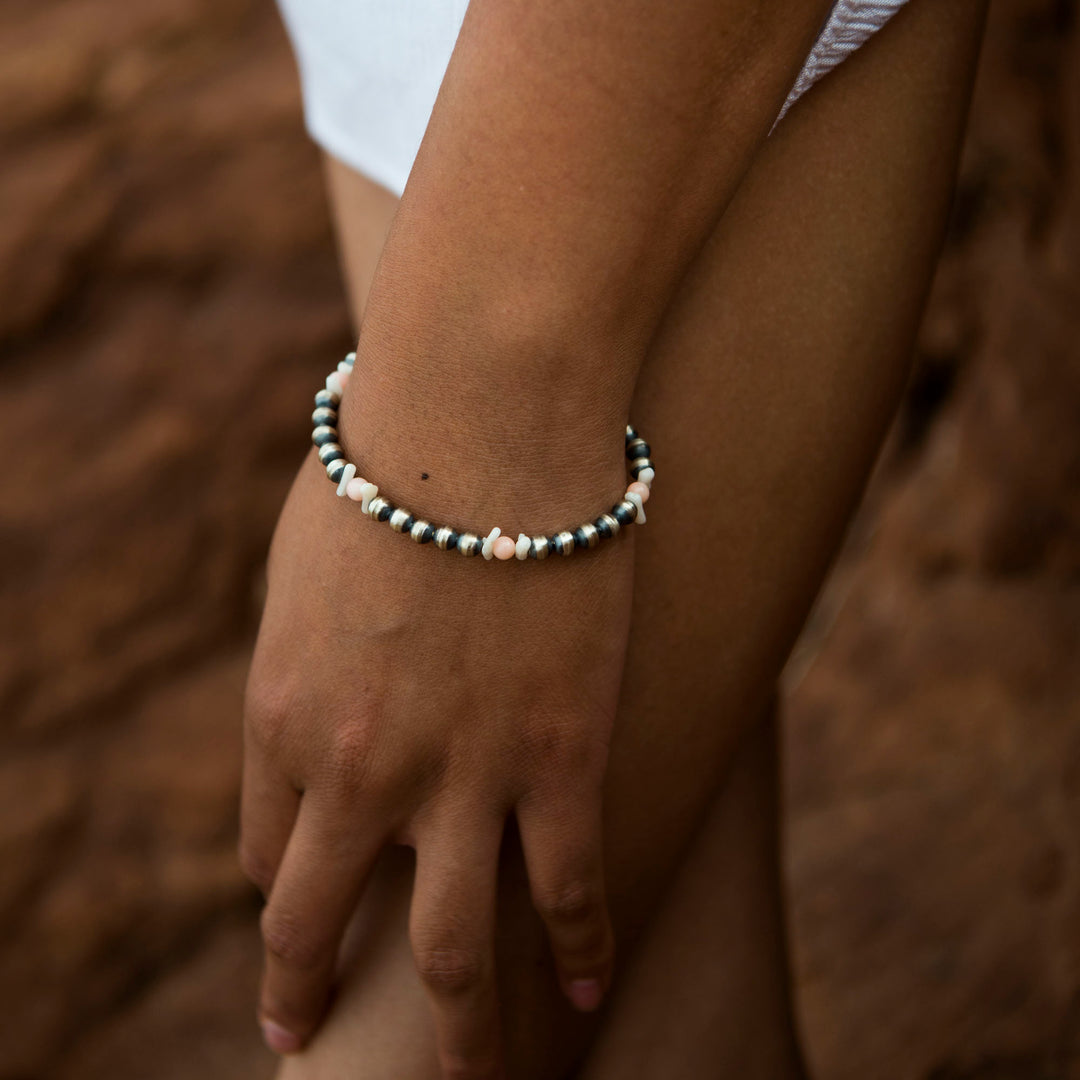 Navajo Pearls Bracelet with Pink Coral Beads