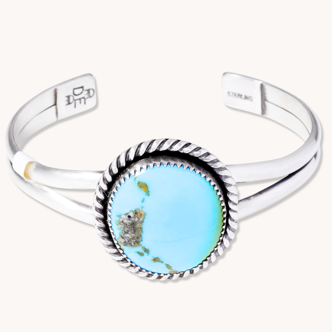 How to Choose an Authentic Southwest Bracelet