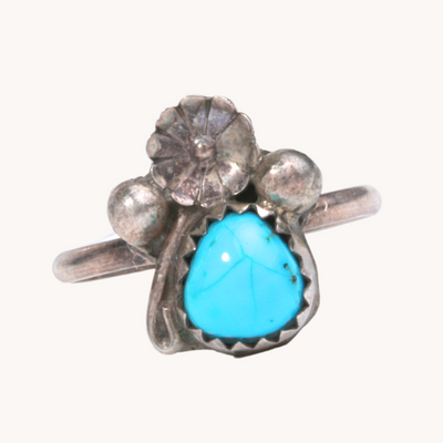 Vintage Turquoise Ring with Flower Concho