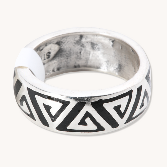 Geometric Onyx Chip Inlay Ring
