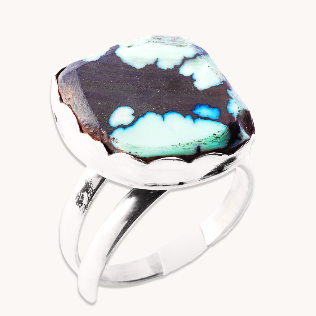 Turquoise Ring with Scalloped Bezel