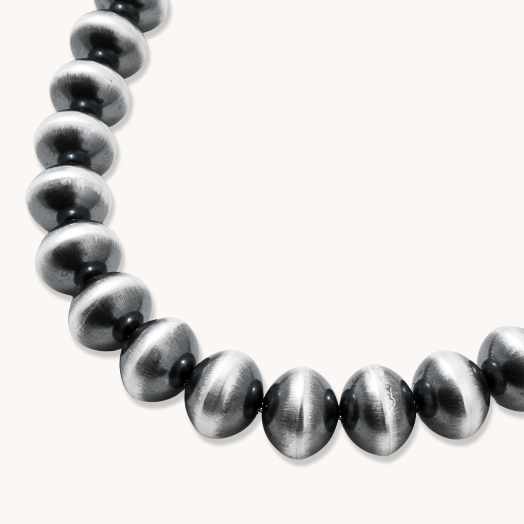 Handmade Navajo Pearls Necklace (1/2" Beads)