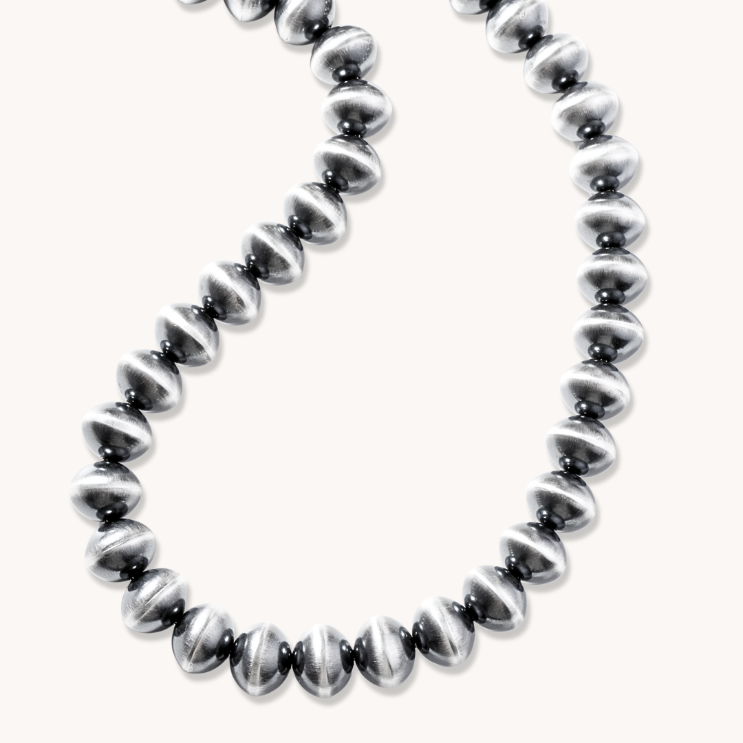 Handcrafted Navajo Pearls Necklaces