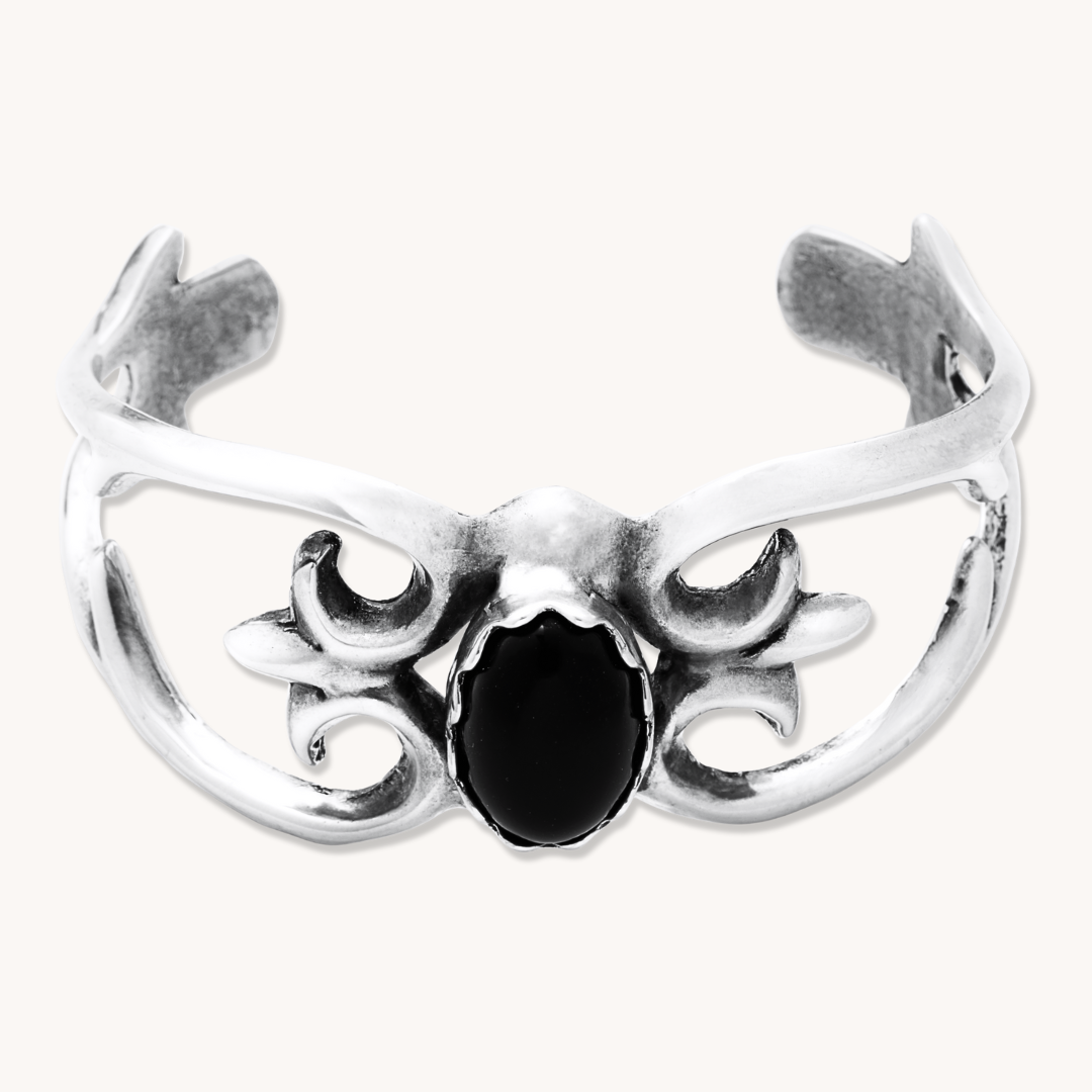 Allureum Silver Black Onyx Cuff Bracelet