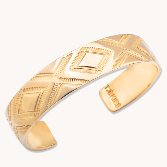Stamp Dancer: Diamondback Cuff Bracelet