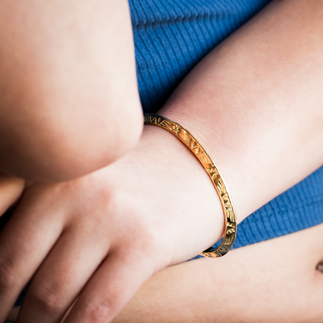 Stamp Dancer: Falconer Stackable Bracelet