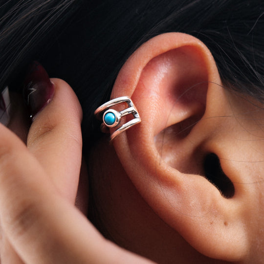 Radiante: Wayfarer Turquoise Ear Cuff