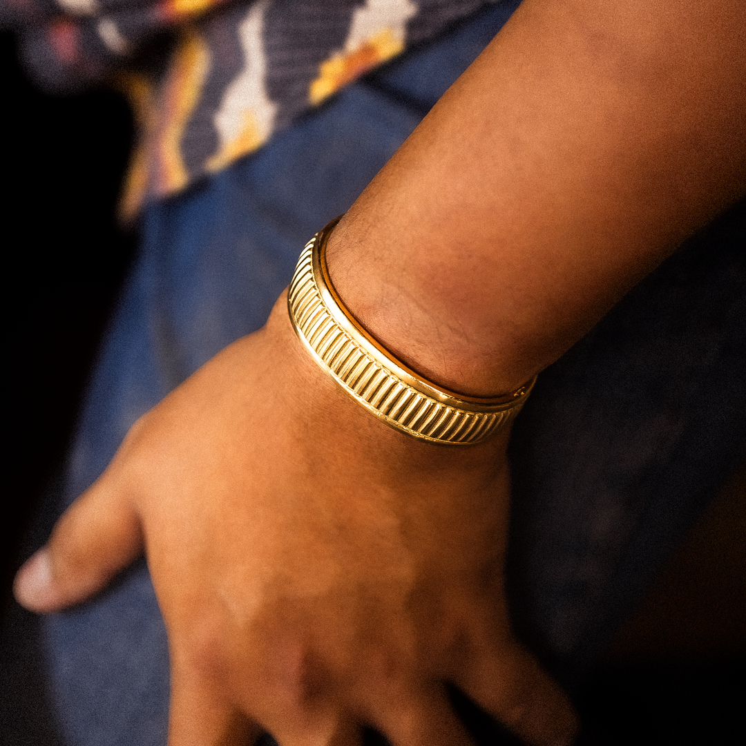 SkyWeaver: Weft Weave Cuff Bracelet