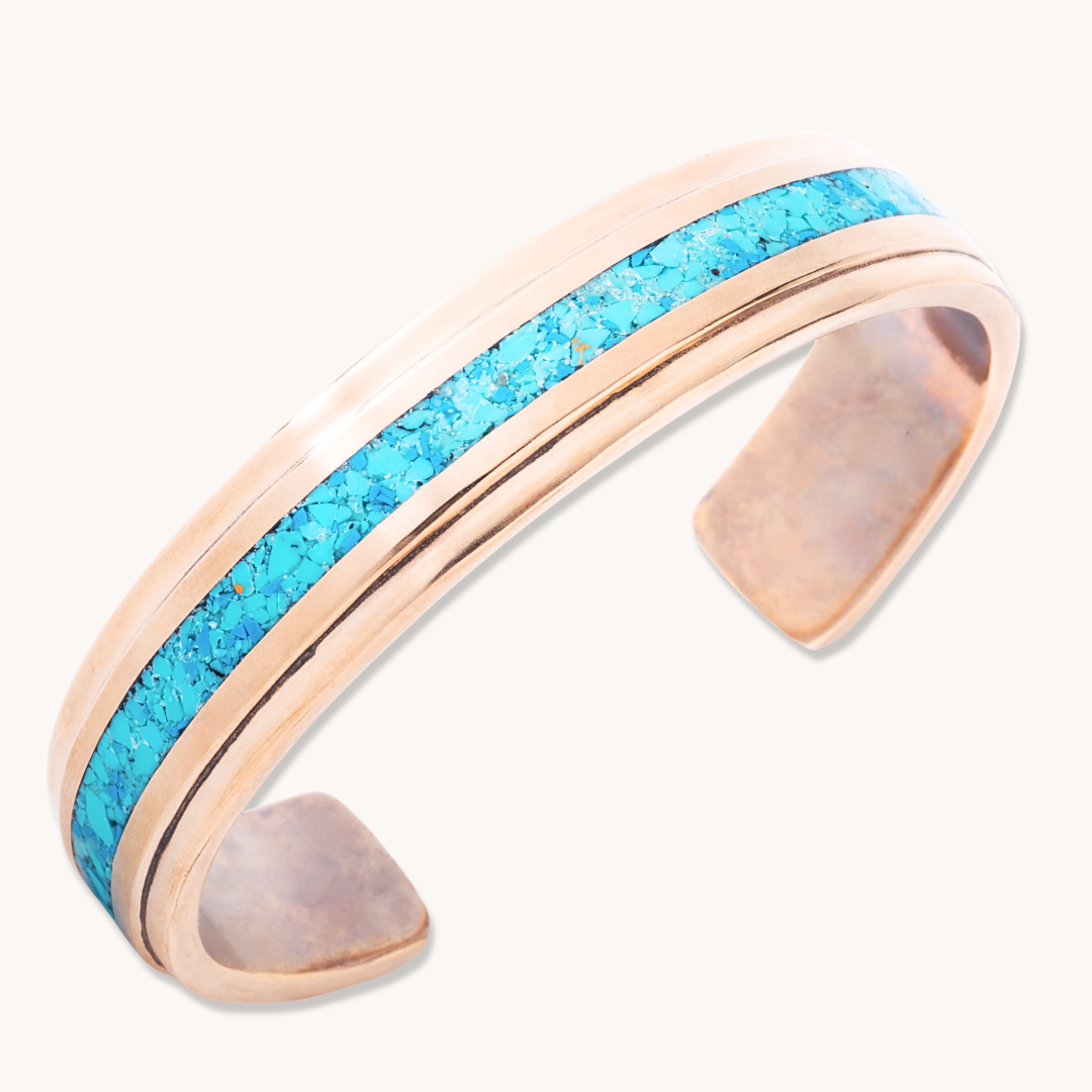 Radiante: Turquoise Vista Bracelet, a sterling silver cuff featuring a vibrant turquoise inlay.