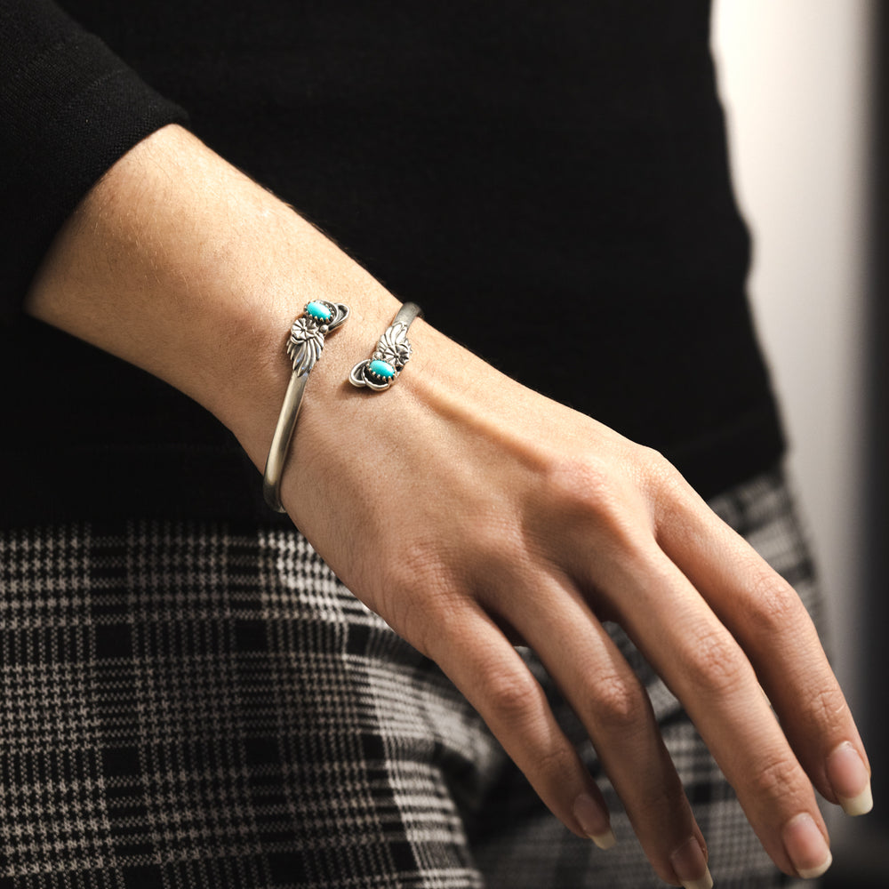 Radiante: Turquoise Helix Bracelet