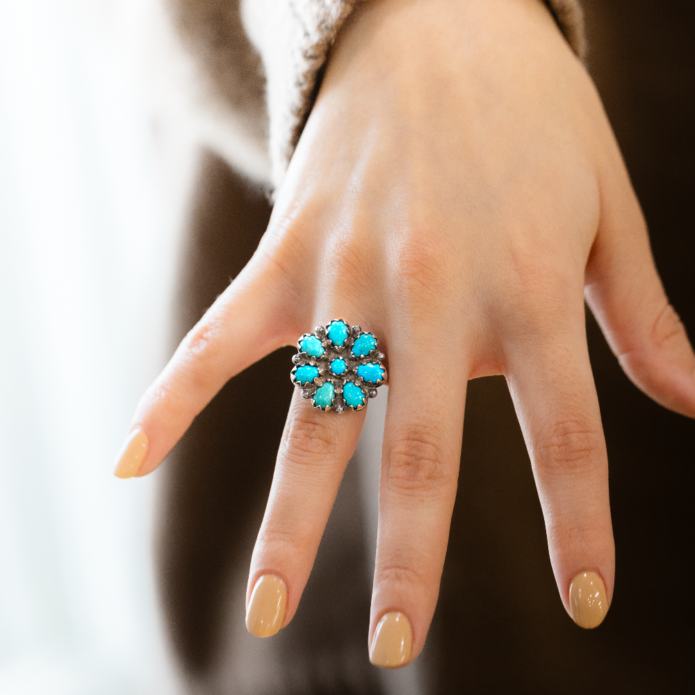 Radiante: Mesa Flower Adjustable Ring