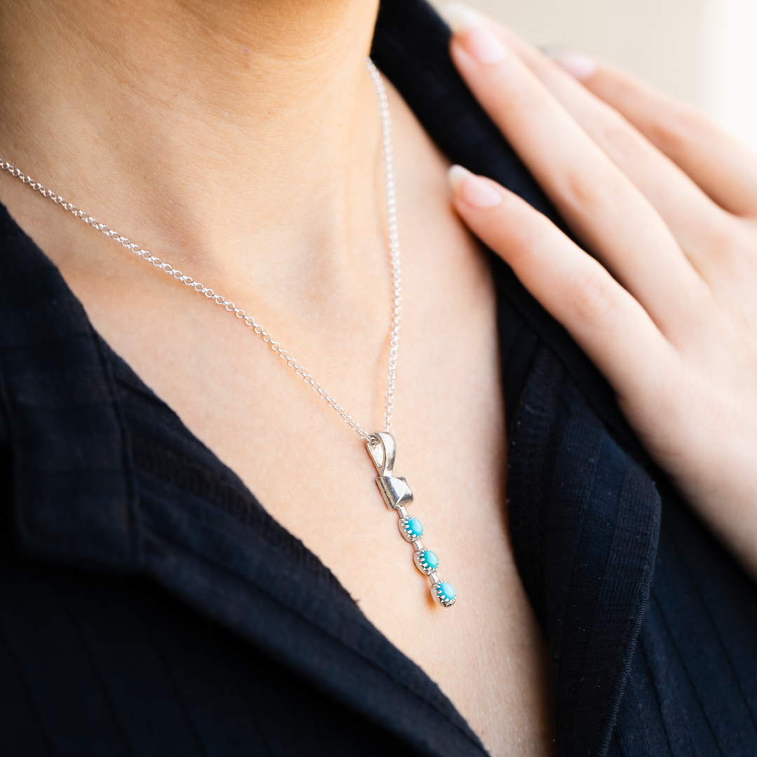 Radiante: Turquoise Maize Pendant