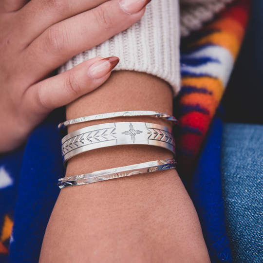 Twist Bracelet, Stackable Bracelet in Silver