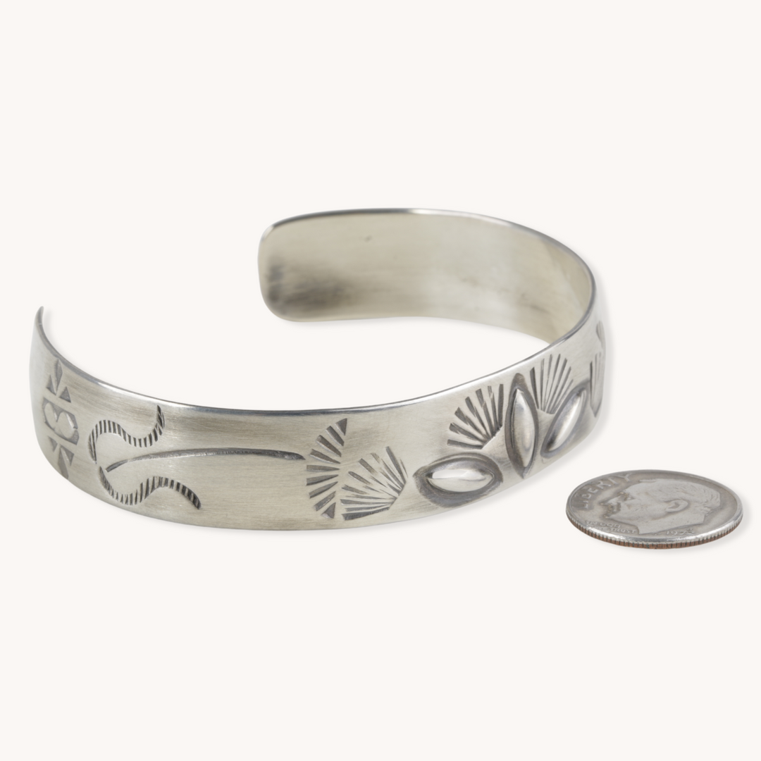 ブレスレット Vintage Web Cuff Bracelet With Crystals Silver Cuff Bracelet, Shop Hand Stamped Bracelet by TSkies
